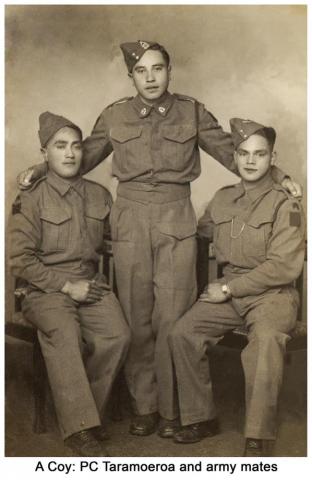 PC Taramoeroa and his army buddies from A coy