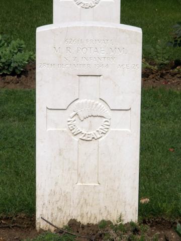 Morgan Ratu Potae's grave