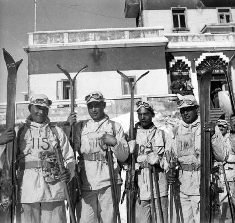 Māori Battalion ski trainees, 1942