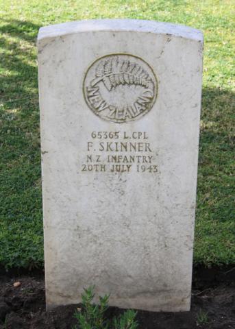 Frank Skinner's grave