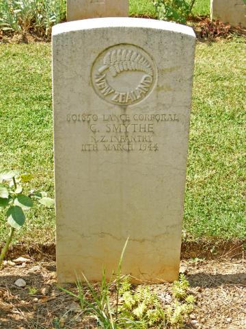 Graham Smythe's grave