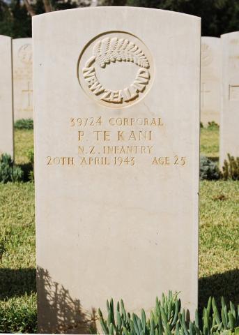 Paora Te Kani's grave
