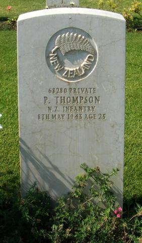 Paku Thompson's grave