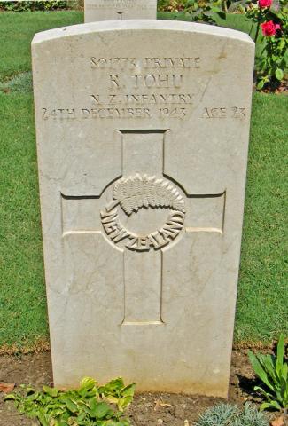 Richard Tohu's grave