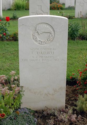 Grave of Claude Uatuku