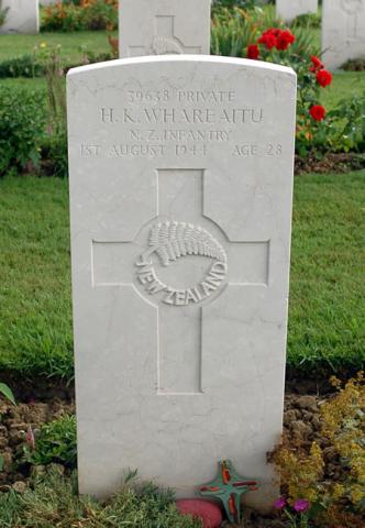 Hone Kira Whareaitu's grave